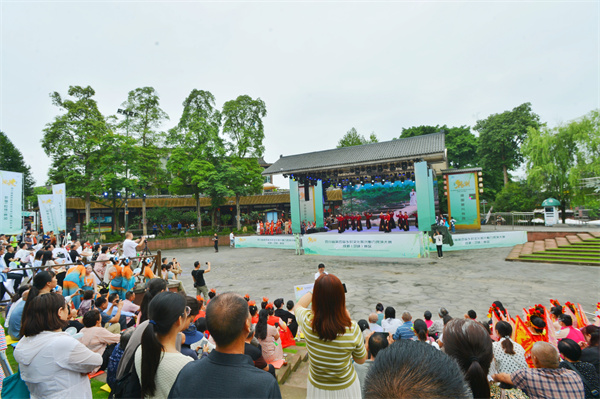 文化和旅游部：“奔县游”、乡村游成为下沉市场消费新热点(图1)